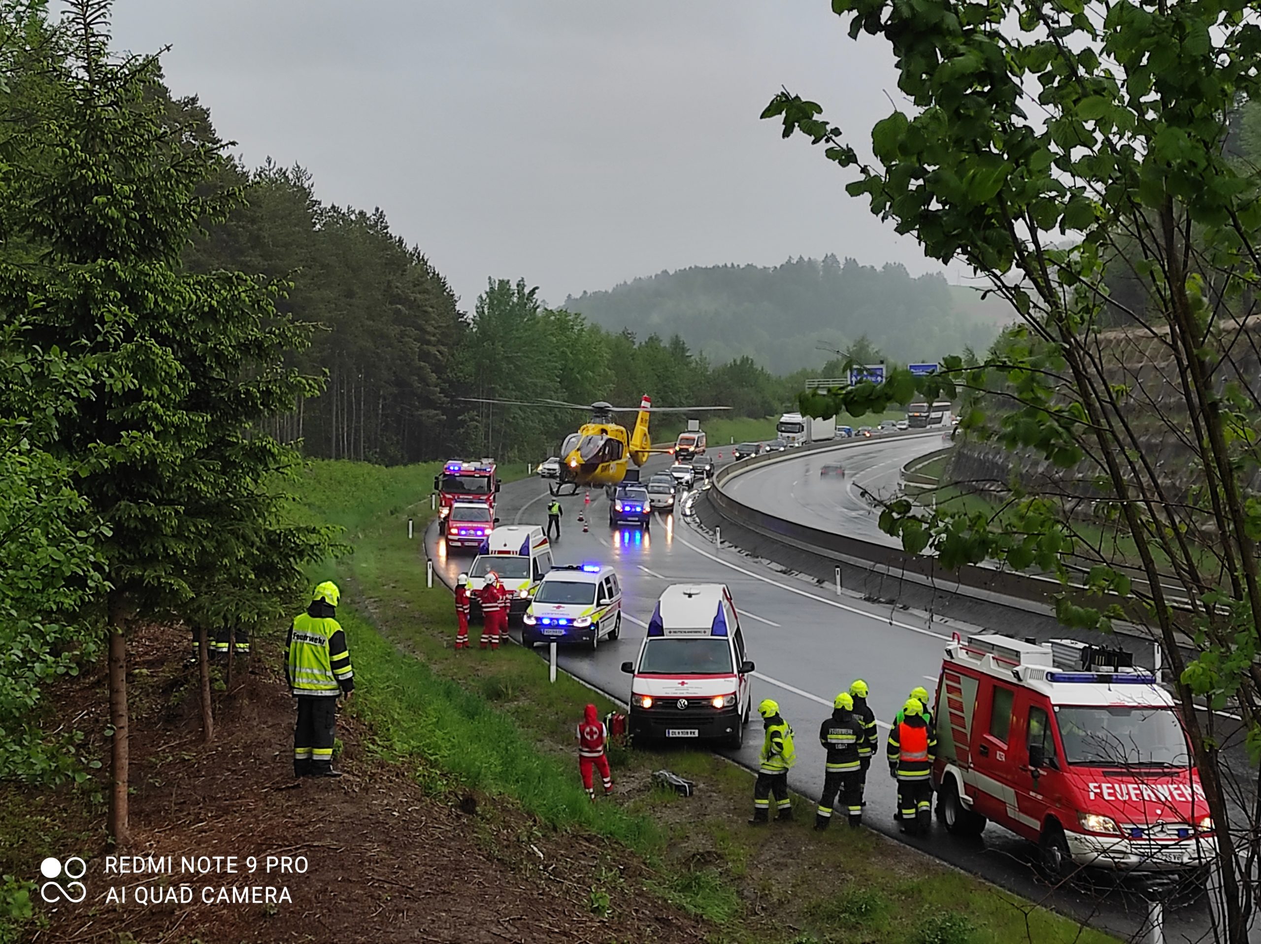 Schwerer Verkehrsunfall Auf Der A2 Südautobahn Freiwillige Feuerwehr Markt Ligist 1291